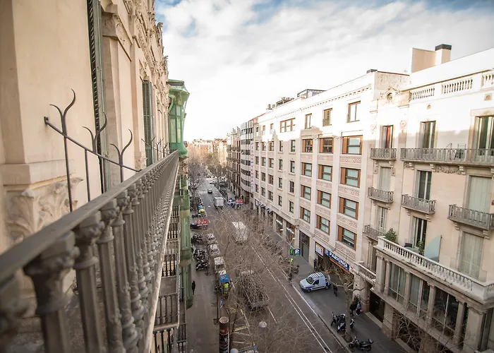 Hotel Petit Palace Museum