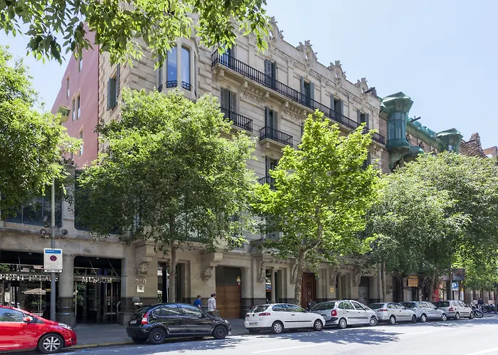 Hotel Petit Palace Museum 4*